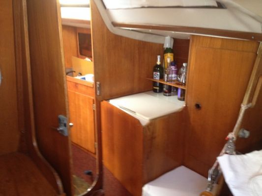 VENTE VOILIER JEANNEAU SELECTION 37 année 1985 à Martigues 32 000€